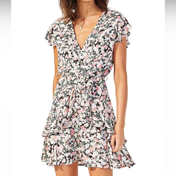 MINK PINK Dress Womens Small Floral Print Good Girl Faux Wrap Flutter Sleeve - Picture 1 of 11